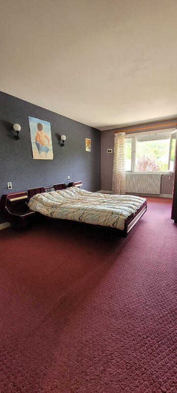 Maison - 198 m² - 8 pièces