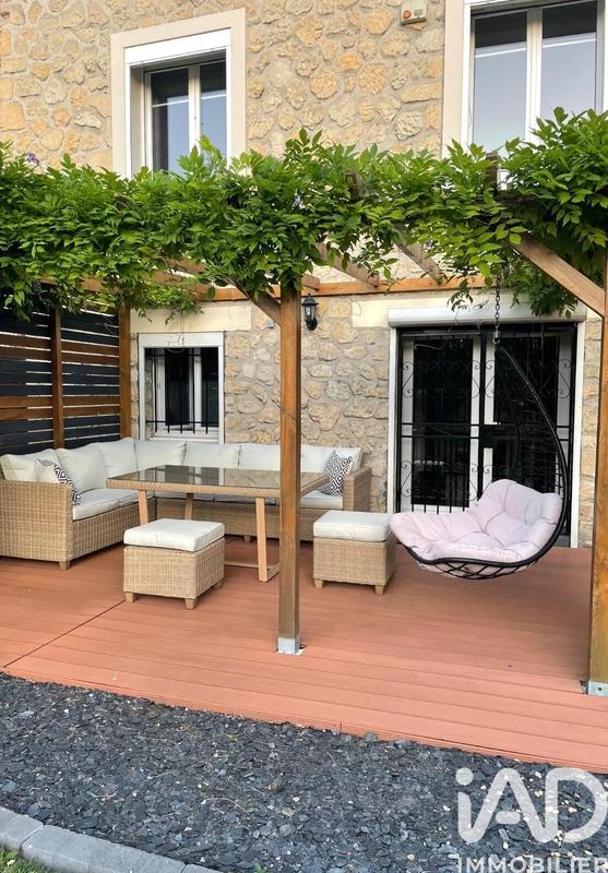 Maison - 110 m² - 5 pièces