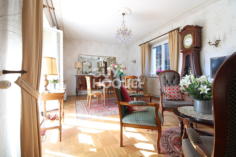 Maison - 150 m² - 7 pièces