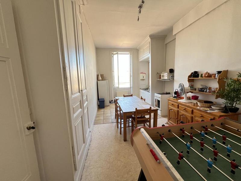 Appartement bourgeois - 93 m² - 4 pièces