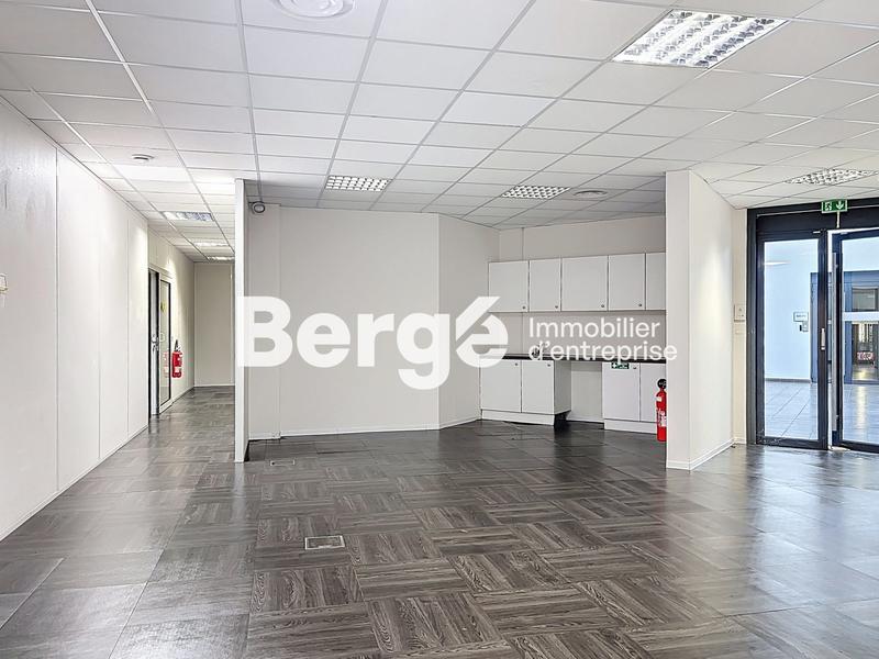 Bureau - 520 m²