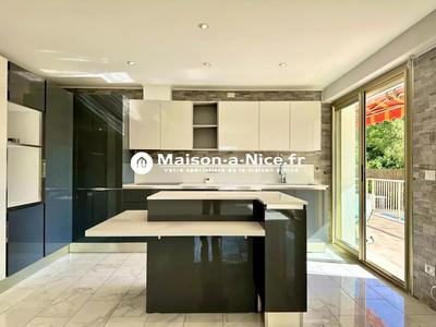 Maison - 320 m² - 6 pièces