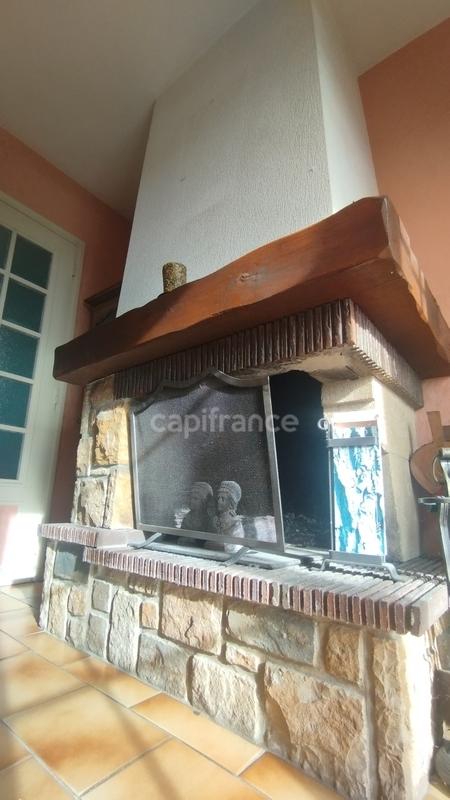 Maison - 99 m² - 5 pièces