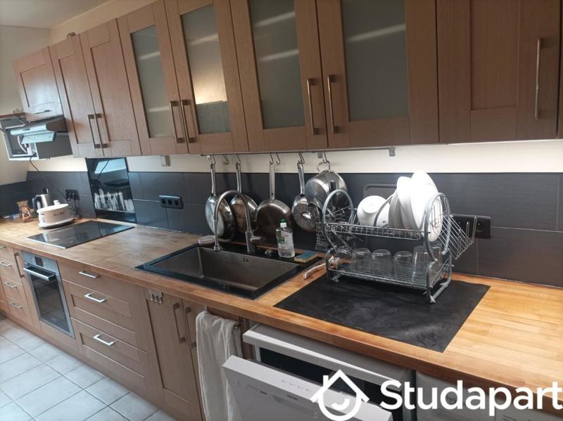 Chambre - 58 m² - 1 pièce