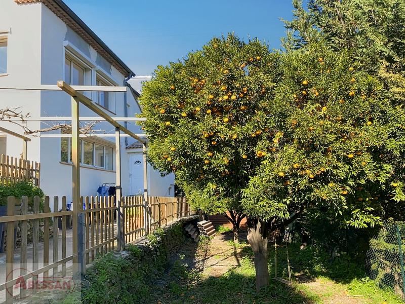 Maison - 200 m² - 7 pièces