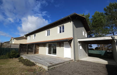 Maison - 90 m² - 4 pièces