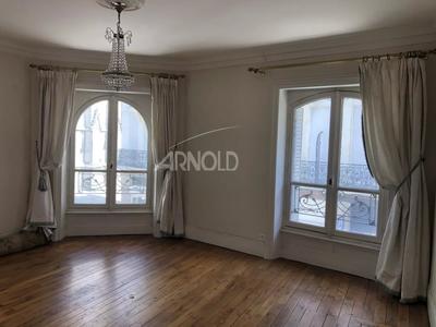 Appartement - 80 m² - 4 pièces