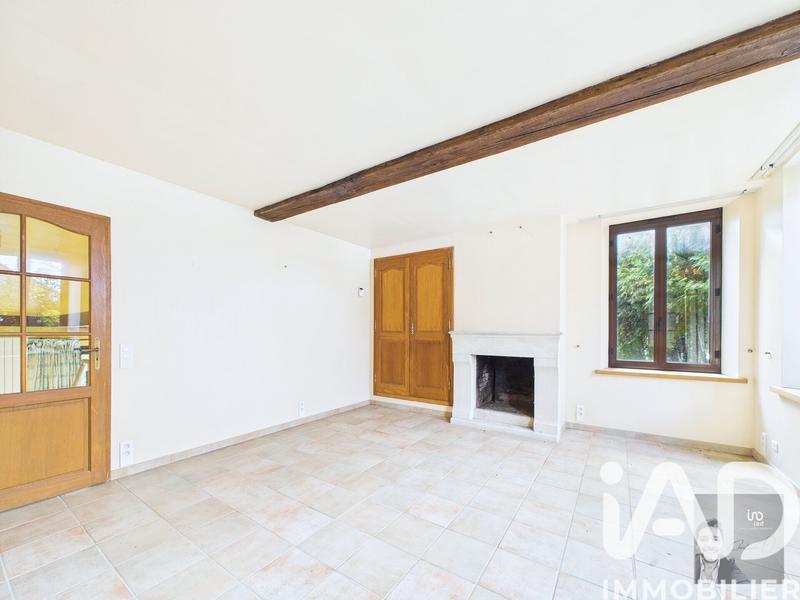 Maison - 230 m² - 8 pièces