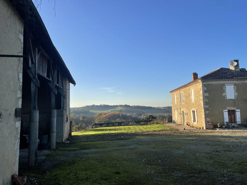 Maison - 533 m² - 20 pièces