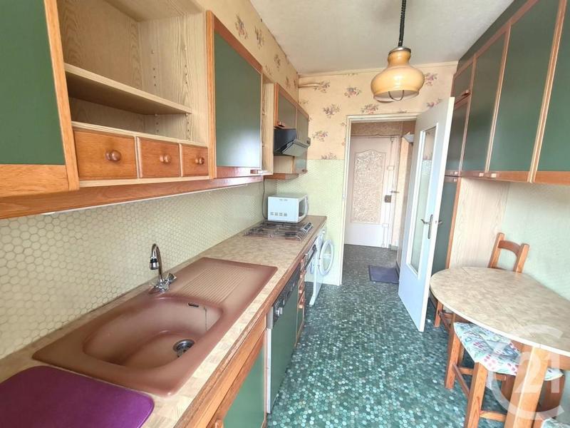 Appartement - 67 m² - 4 pièces