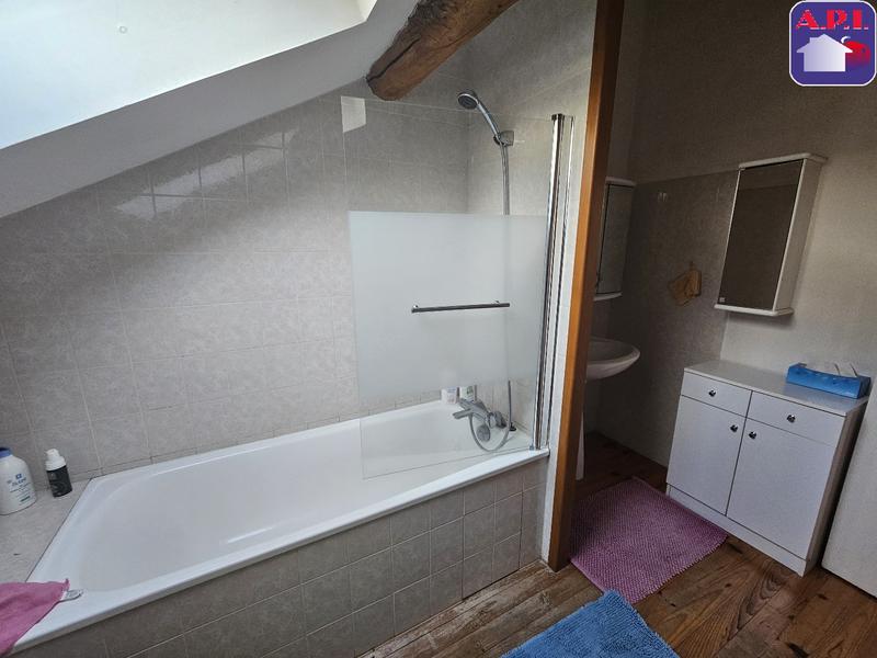 Maison - 170 m² - 5 pièces