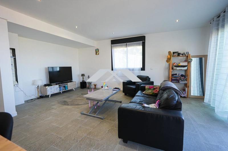 Villa - 123 m² - 4 pièces