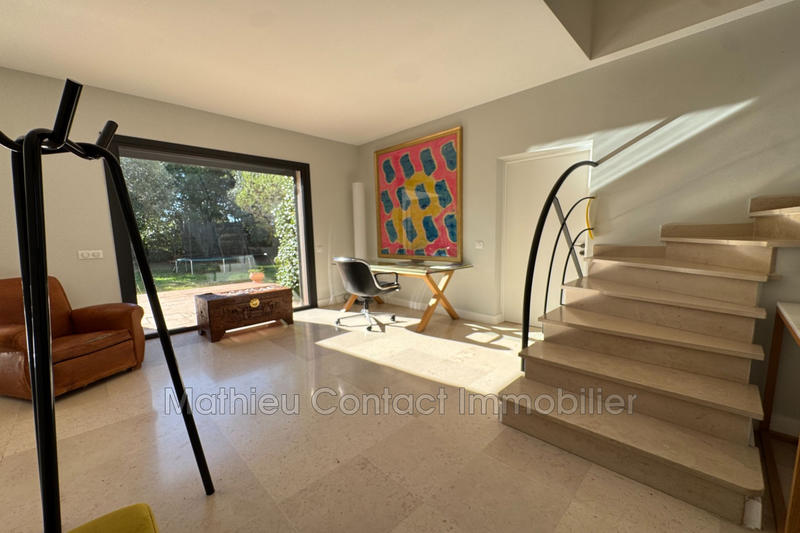 Villa - 190 m² - 6 pièces