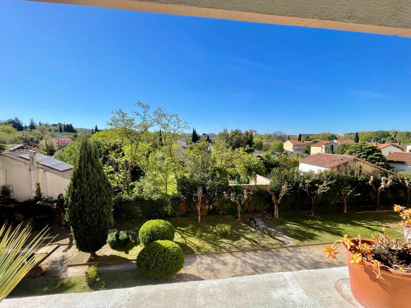 Appartement - 80 m² - 4 pièces