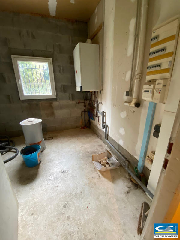 Maison - 92 m² - 4 pièces