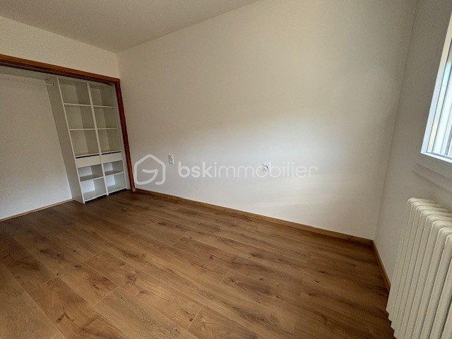 Immeuble - 142 m² - 10 pièces