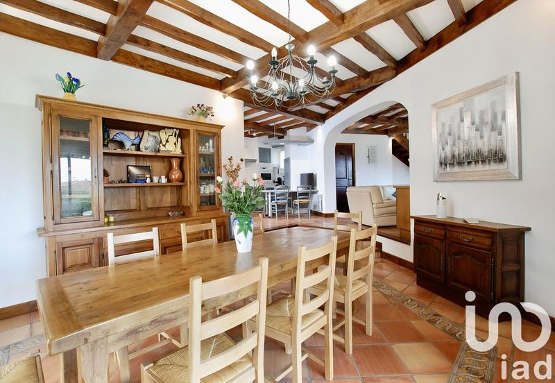 Maison - 127 m² - 5 pièces