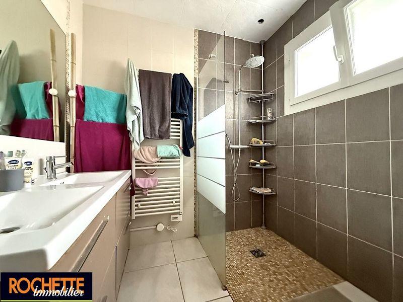 Maison traditionnelle - 140 m² - 6 pièces