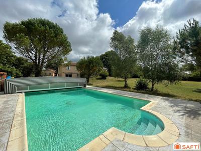 Maison - 172 m² - 7 pièces