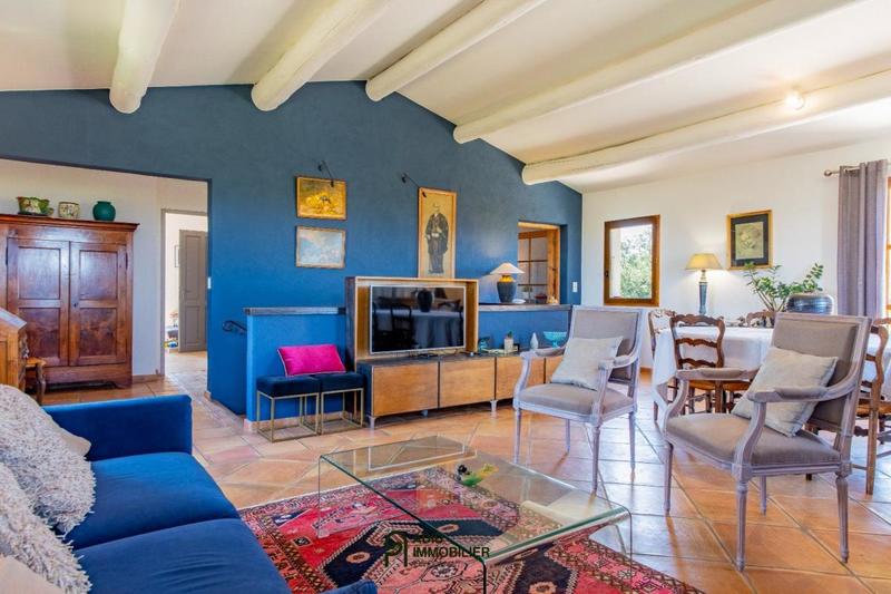 Maison - 191 m² - 6 pièces