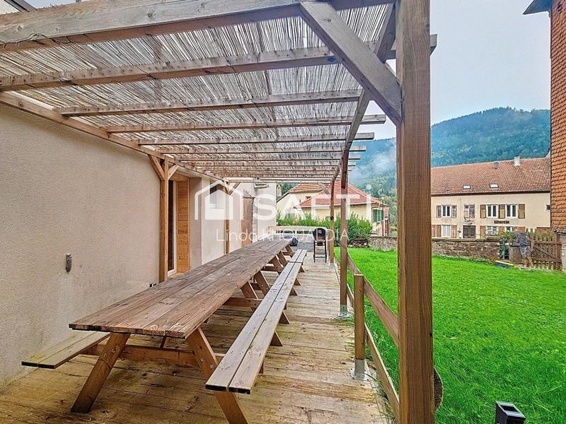 Maison - 251 m² - 7 pièces