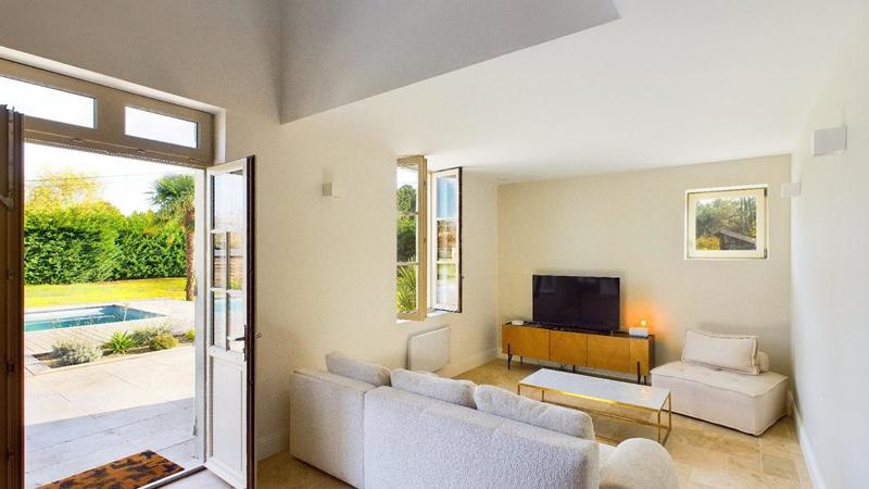 Villa - 180 m² - 7 pièces