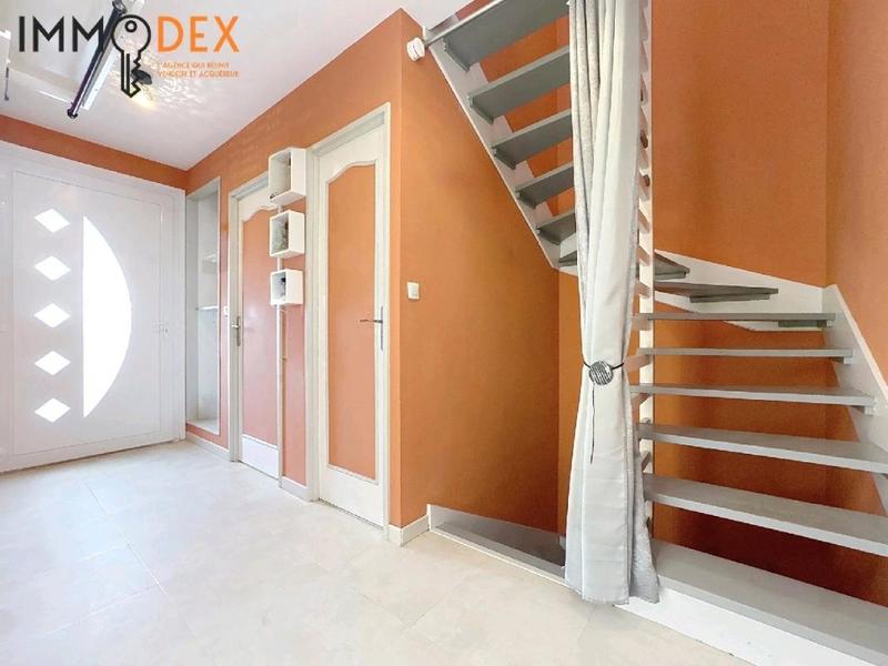 Maison - 110 m² - 6 pièces