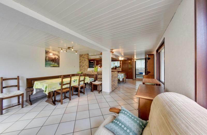 Maison - 251 m² - 6 pièces