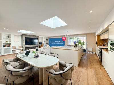 Maison - 158 m² - 6 pièces