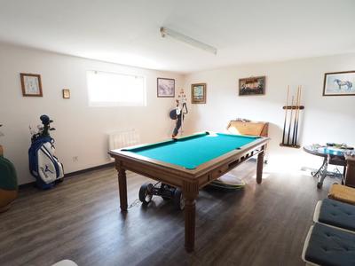 Maison - 160 m² - 8 pièces