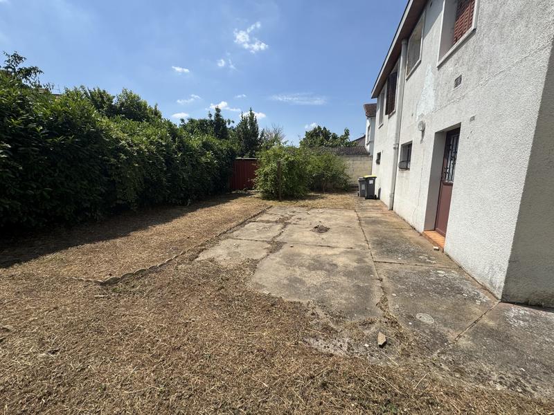 Maison - 96 m² - 4 pièces