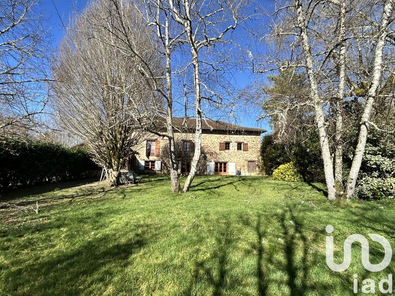 Maison - 360 m² - 8 pièces