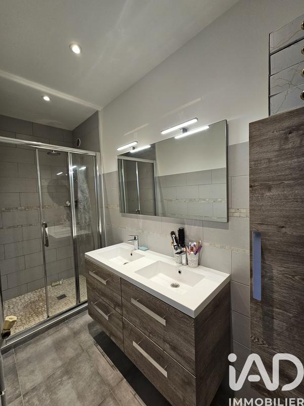 Maison - 147 m² - 5 pièces