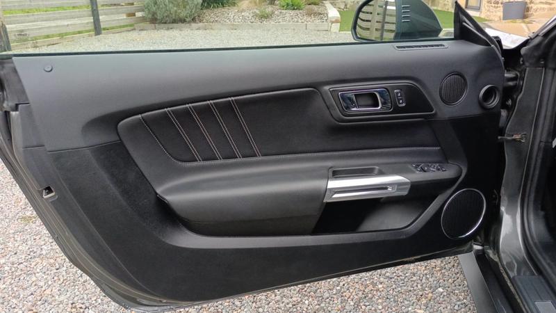 Ford Mustang VI 5.0 V8 421 Gt