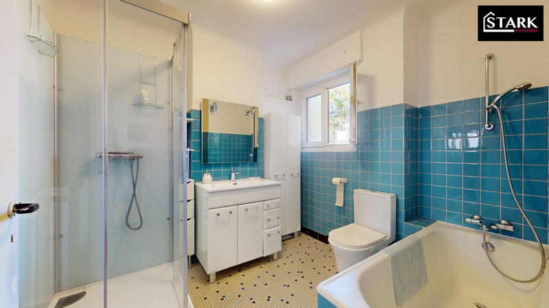 Maison - 170 m² - 7 pièces