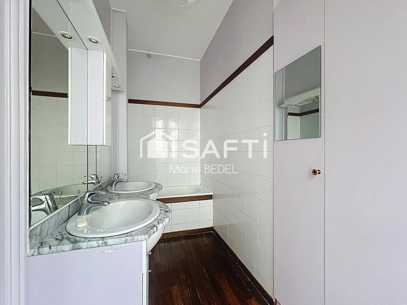 Appartement - 101 m² - 5 pièces