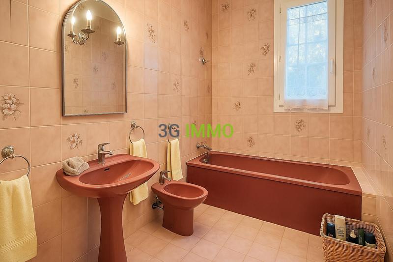 Villa - 144 m² - 6 pièces