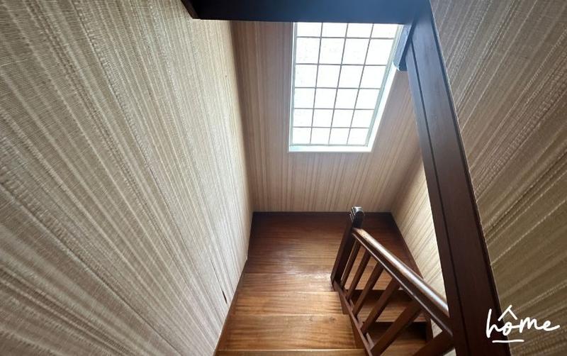 Maison - 127 m² - 8 pièces