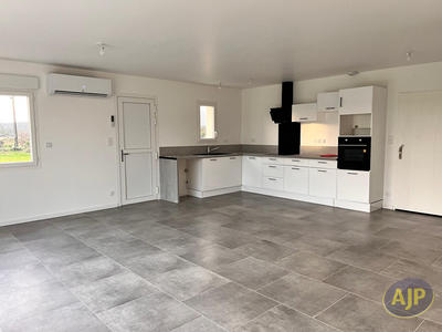 Maison - 107 m² - 5 pièces