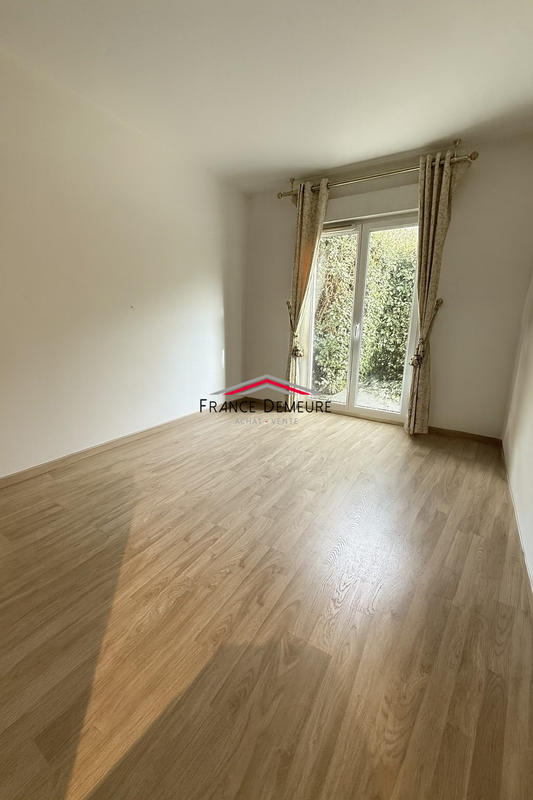 Appartement - 92 m² - 4 pièces