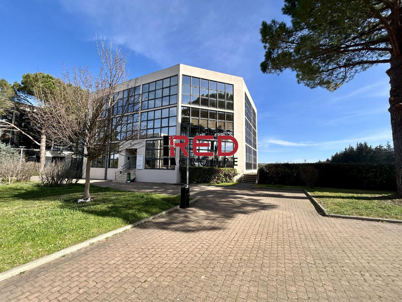 Bureau - 183 m²