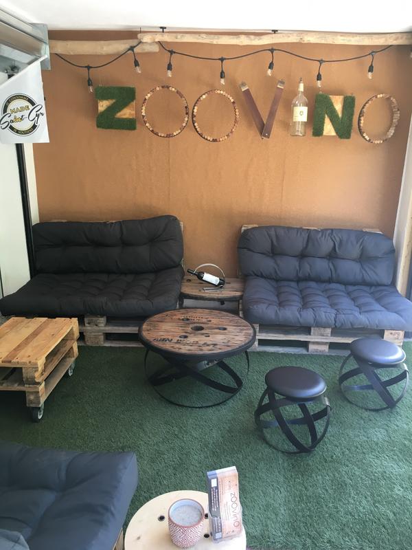 zOOvinO