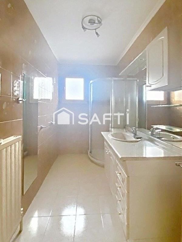 Maison - 85 m² - 5 pièces