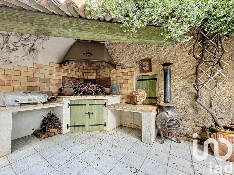 Maison - 360 m² - 10 pièces