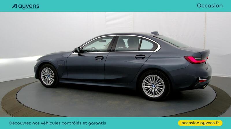 Bmw Série 3 330eA 292ch Luxury 10cv