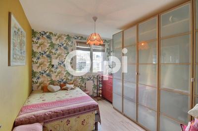 Appartement - 82 m² - 4 pièces