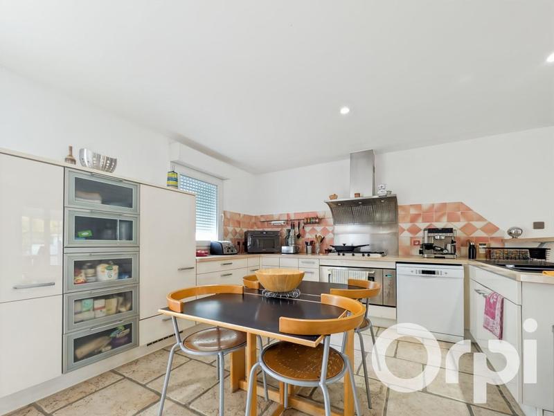 Maison - 150 m² - 5 pièces