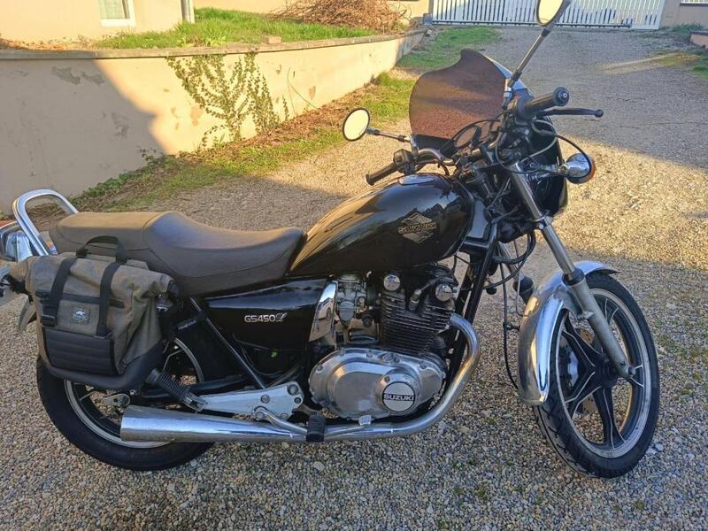 Suzuki Gs