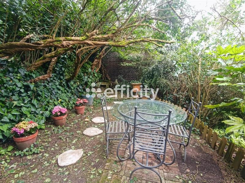 Maison - 140 m² - 7 pièces