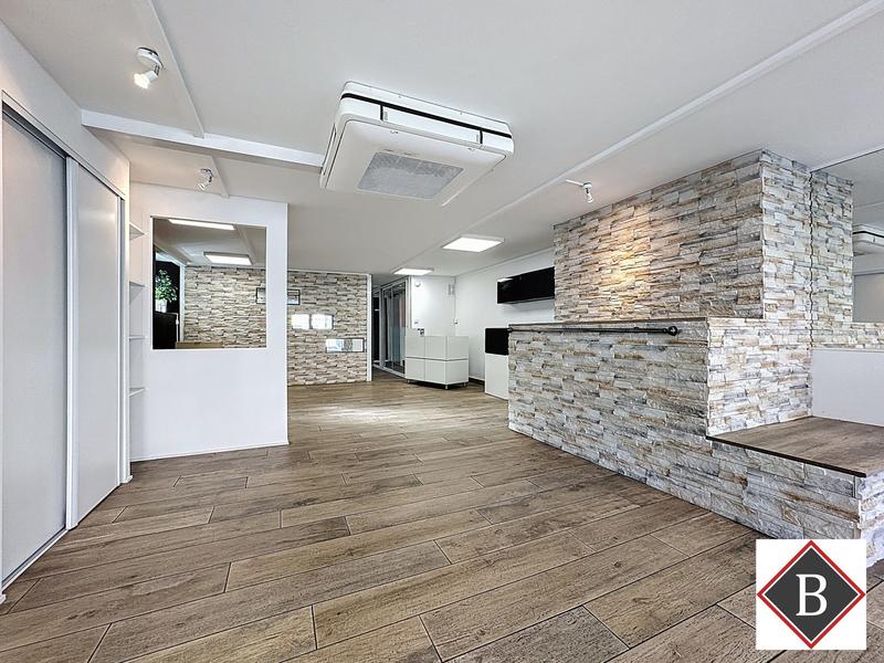 Local commercial - 82 m²